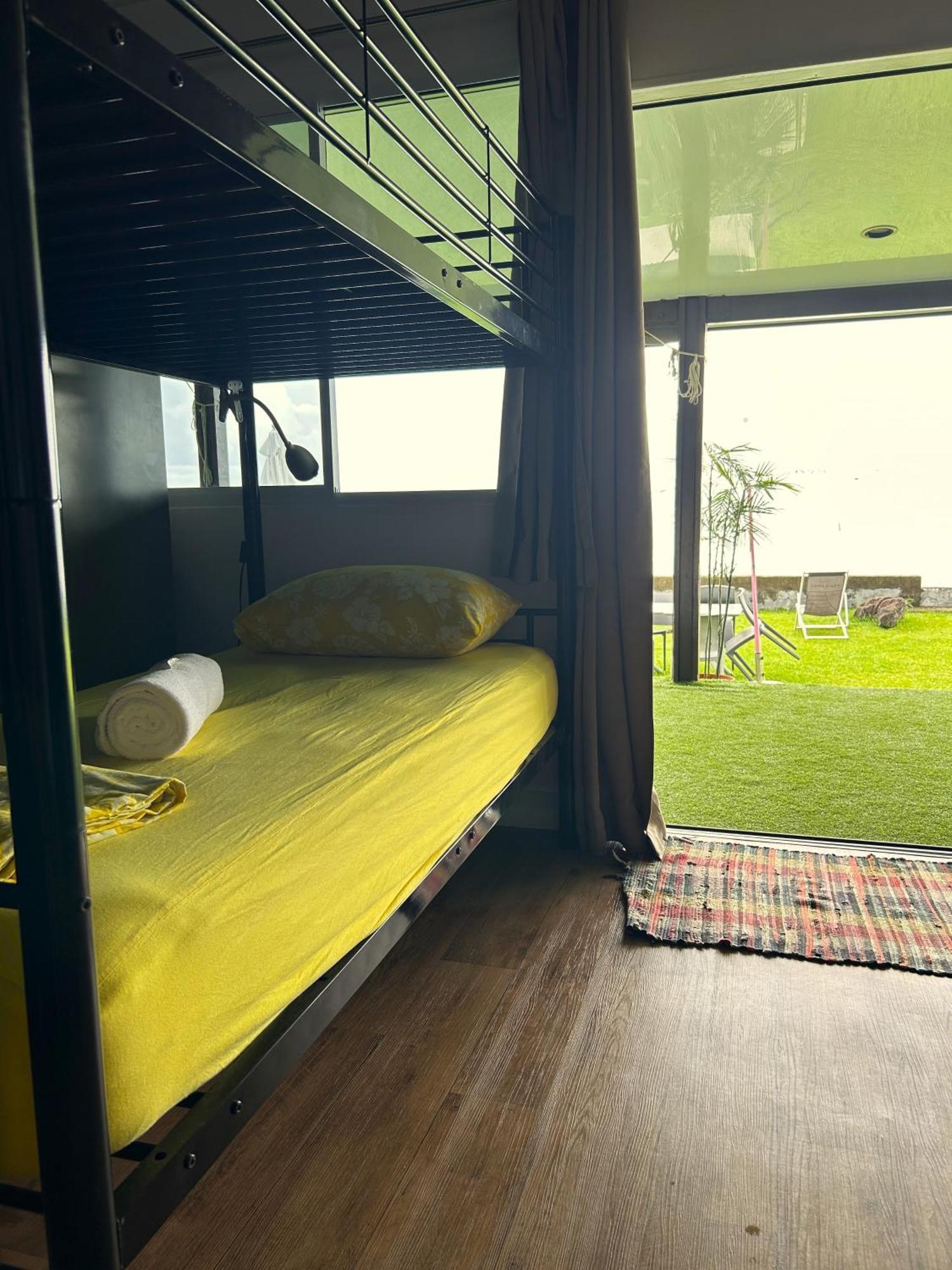 Hava'E Lodge Teahupoo Екстер'єр фото